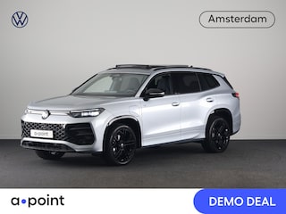 Volkswagen Tayron 1.5 eHybrid R-Line Edition 272 PK | Black & Style pakket | wegklapbare trekhaak | Harman kardon audio | panoramadak