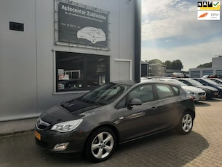 Opel Astra 1.4 Turbo Edition clima cruise