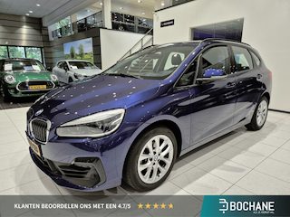 BMW 2-serie Tourer 218i High Executive Edition | Leder | Trekhaak | Camera | Stoelverwarming |