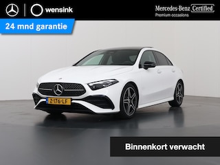 Mercedes-Benz A-klasse 180 Star Edition AMG Line | Night | Panoramadak | Multibeam | Widescreen | Stoelverwarming |