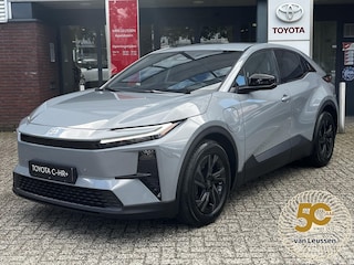 Toyota C-HR First Edition 77 kWh STOEL/STUURVERWARMING EL-ACHTERKLEP BLINDSPOT CLIMA APPLE/ANDROID PARK-SENSOR