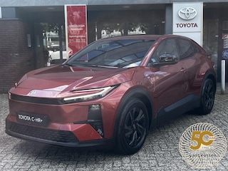 Toyota C-HR First Edition 77 kWh PREMIUM KLEUR EL-ACHTERKLEP BLIND-SPOT CLIMA STOEL/STUURVERWARMING APPLE/ANDROID