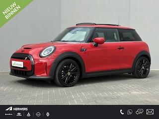Mini Mini Yours 33 kWh / Cruise control / Stoelverwarming / Schuif/open dak / Achteruitrijcamera / Navigatiesysteem / Lederen bekleding / Climate control /