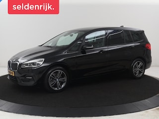 BMW 2-serie Tourer 218i Business Edition Plus | Trekhaak | Head up | Half Leder | Climate control | Park assist | Cruise control | Full LED |