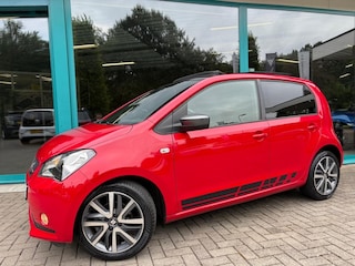 Volkswagen Up 1.0 SPORT Panorama, Cruise, 16Inch, Beats Audio
