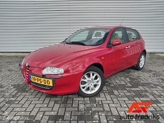 Alfa Romeo 147 1.6 T.Spark Veloce Lusso | Pano | Stoelverwarming |