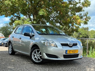 Toyota Auris 1.6-16V Terra | met Airco + Cruise nu €3.975,-!!