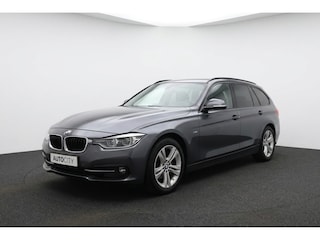 BMW 318i Touring Sportline Pano | Trekhaak | Sportstoelen | Stoelverwarming | Camera
