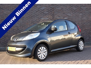 Peugeot 107 1.0-12V XR, keurig onderhouden, nieuwe APK en nieuwe koppling