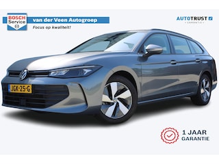 Volkswagen Passat Variant 1.5 eTSI 150 pk | Incl. 12 maanden garantie | Stoel/stuur verwarming | Achteruitrijcamera | Adaptive cruise controle | Dodehoekdetectie | Navigatie | Apple carplay/Android Auto | Climate controle | Lane assist | Keyless start |
