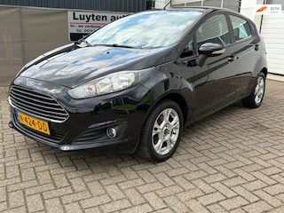 Ford Fiesta 1.25 trent 4 cyl.!! 5 deurs