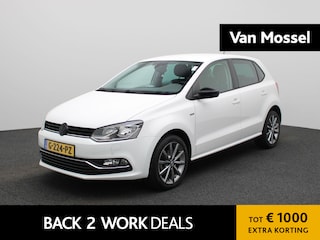 Volkswagen Polo 1.2 TSI Comfortline | Parkeersensoren | Stoelverwarming | Trekhaak |