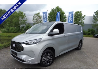 Ford Transit Cust. Nieuw uit voorraad 340 L2H1 Limited 71 kWh 160kW/218pk