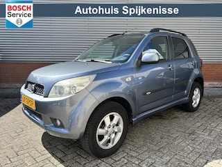 Daihatsu Terios 1.5-16v Exclusive | 4X4 | Automaat | Airco | Trekhaak | Nette auto |