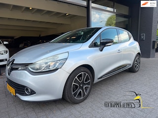 Renault Clio 1.2 Collection / apk 8-2027
