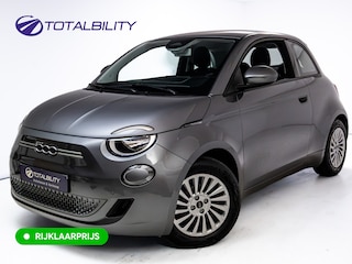 Fiat 500 42 kWh | Camera | Stoelverwarming | Apple Carplay/Android Auto | Keyless | Cruise Side-assist, Climate Control