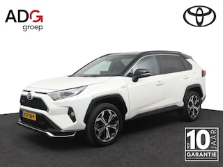 Toyota RAV4 2.5 Plug-in Hybrid AWD Bi-Tone Plus | Stoel en stuurverwarming | 1500KG Trekgewicht | Parkeersensoren V+A | Elektrisch verstelbare voorstoel |