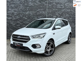 Ford Kuga 1.5 EcoB ST Line 182pk Automaat|1e Eig|Nwe Distri|Pano|Carplay|Trekgewicht 2000kg