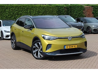 Volkswagen ID.4 Life 77 kWh / SOH 93,9% / Trekhaak / Camera / Apple CarPlay / DAB / 20'' / LED / Alcantara / Stoelverwarming / ACC