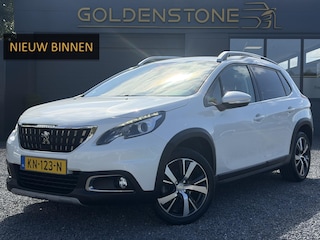 Peugeot 2008 1.2 PureTech Allure 110pk✓2e Eigenaar✓Camera✓Carplay✓Navi✓Clima✓Cruise✓Trekhaak✓Halfleder✓Pdc✓Automaat✓Lm velgen✓N.A.P✓Nieuwe Apk bij Aflevering