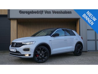 Volkswagen T-Roc 1.5 TSI 150PK DSG 2x R-Line Virtual Cockpit LED 19inch *Black Pack* ACC 79723km *Zeer Nette T-Roc*