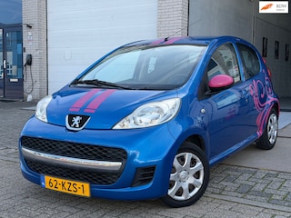Peugeot 107 1.0-12V Sublime/ 5drs/ nap/ 1e EIG/ goed onderhouden/ 1jaar apk/ airco/ EL-ramen/ zeer nette auto.