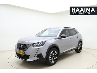 Peugeot 2008 EV Allure 50 kWh 100% SOH l Apple Carplay/Android Auto l Bluetooth l DAB l Cruise Control l Climate Control l Navigatie l Lichtmetalen Velgen l PDC Achter