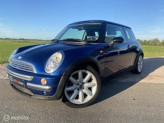 Mini Cooper 3-Deurs 1.6 Pepper
