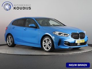 BMW 118i High Executive M-Sport (NL-Auto / Virtual Display / Cruise / Carplay / Sfeerverlichting / Navi)