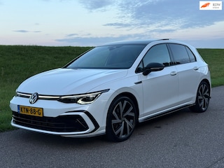 Volkswagen Golf 1.5 eTSI 3x R-Line| Pano | HuD | Matrix