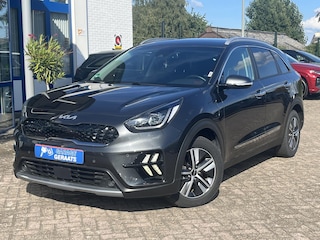 Kia Niro 1.6 GDi PHEV DynamicPlusLine | 10 jaar garantie, Stoelventilatie, Elektr. Stoel, Dodehoekdetectie, Leder, Keyless, LED, Dealer onderhouden, 1300 kg trekgewicht!