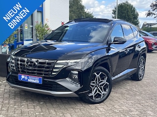 Hyundai Tucson 1.6 T-GDI PHEV N Line Sky 4WD | Schuifdak, Stoelventilatie, Elektr. Stoelen, 360 Camera, Half alcantara/leder, 19 inch, Full option!