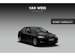 BMW 320i Business Line | 2e eigenaar | Origineel NL | Cruise control | Navigatie Professional | Bluetooth | Climate control | PDC achter | Opbergpakket | Auto start/stop