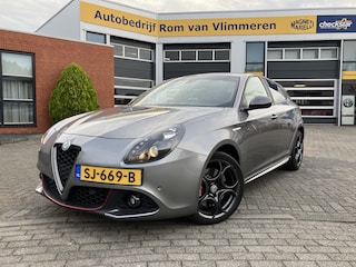 Alfa Romeo Giulietta 1.4 Turbo MultiAir Super | Rood lederen bekleding | Grigio Magnesio | Trekhaak |