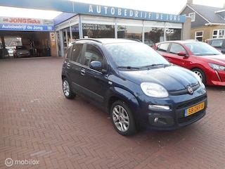 Fiat Panda TwinAir Turbo 80 Lounge TREKHAAK+LM-VELGEN+METALLIC LAK+HOOGTEVERSTELLING BESTUURDERSSTOEL
