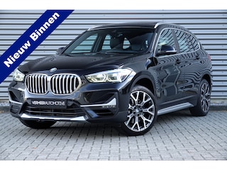 BMW X1 sDrive20i Orange Edition | Panoramadak | Head-up | Camera | DAB |
