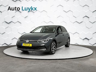 Volkswagen Golf 1.5 eTSI Style DSG Automaat | Panoramadak | Elektrische stoel | Adaptieve Cruise Control