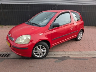 Toyota Yaris 1.3-16V VVT-i Sol APK 9-2027
