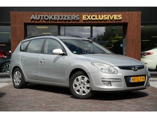 Hyundai i30 CW 1.6i Dynamic Airco APK