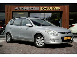 Hyundai i30 CW 1.6i Dynamic Airco APK