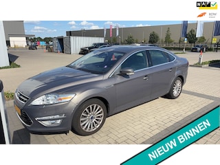 Ford Mondeo 1.6i Platinum Sedan 161pk Clima Navi Schuifdak Trekhaak 1600kg.