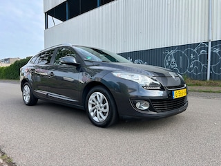 Renault Mégane Estate 1.2 TCe Collection Navi/Stoelverwarming/Pdc/Bluetooth/Cruise/Clima