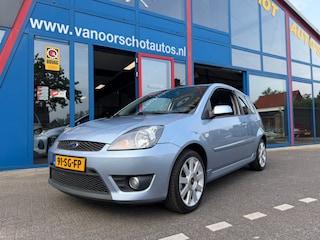 Ford Fiesta 2.0-16v 150pk ST 24703km!!!