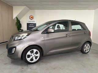 Kia Picanto 1.0 CVVT ISG Comfort Pack GEEN APK motor rookt, Schade rechts