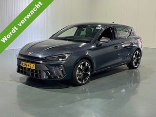Cupra Leon 1.5 TSI e-Hybrid Business Carplay Camera 204 PK