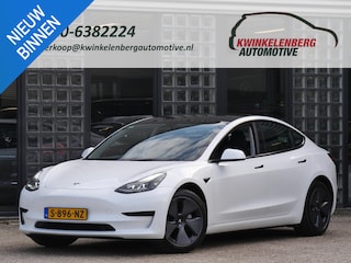 Tesla Model 3 RWD 60kWh PLUS/ WARMTEPOMP/ LFP ACCU/ TREKHAAK/ NL-AUTO 1STE EIGENAAR/ SOH 93%