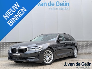 BMW 5-serie Touring 530e xDrive Business Edition Plus | Panorama | Trehaak | Laser | Ambient | Comfortzetels