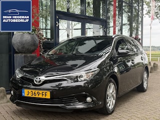 Toyota Auris Touring Sports 1.2T Trend | Panoramadak | Navigatie | ECC | PDC + Camera | LM Velgen | Trekhaak |