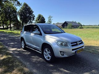 Toyota RAV4 2.0 VVTi Dynamic 2WD | Trekhaak | Cruise Control | Stoelverwarming |