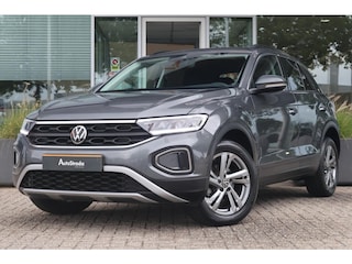 Volkswagen T-Roc 1.5 TSI Life 75 Edition 150pk DSG I Navi I Carplay I Camera I DAB I LED I ACC